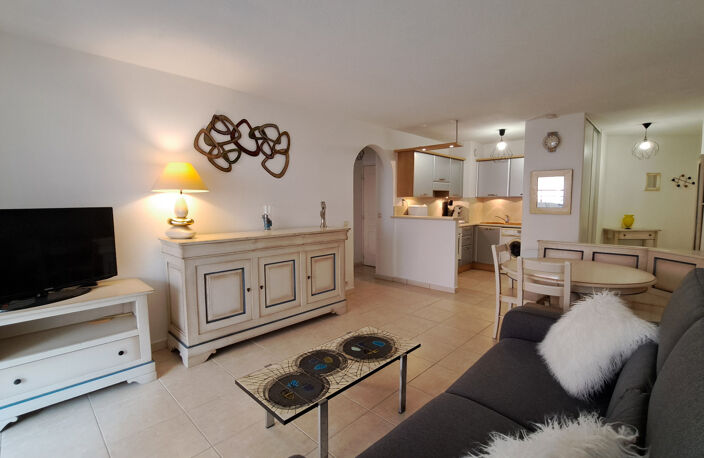 Appartement à vendre 2 pièces SAINT RAPHAEL (83) — photo 3