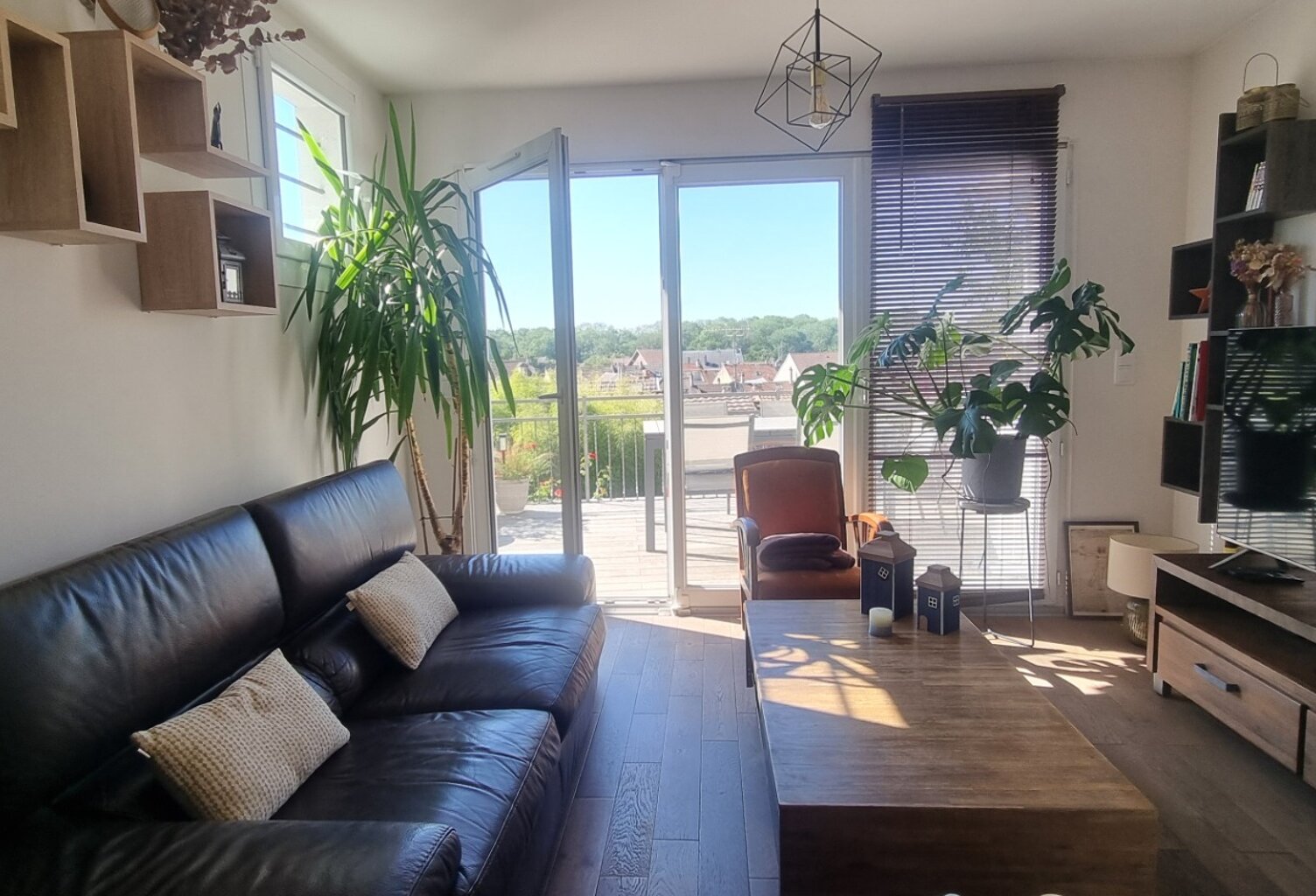 Maison à vendre 5 pièces CONFLANS SAINTE HONORINE (78) — photo 1