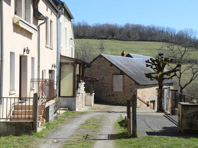 Maison de campagne à vendre dans le parc du Morvan — photo du bien