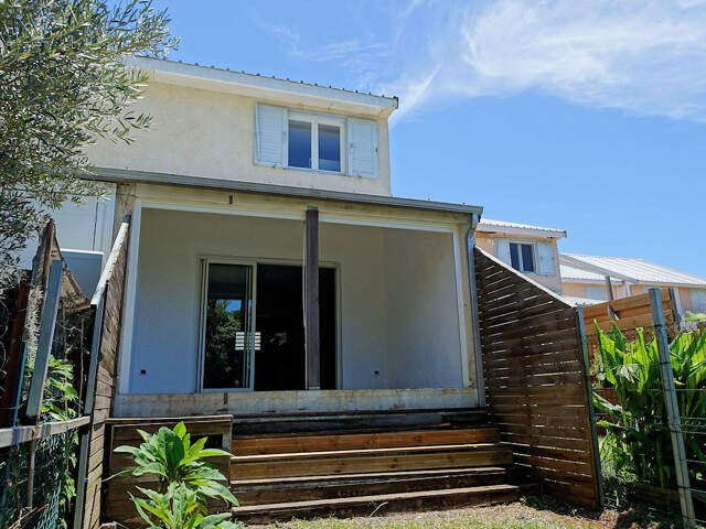 Maison T3 - Sainte Clotilde — photo du bien