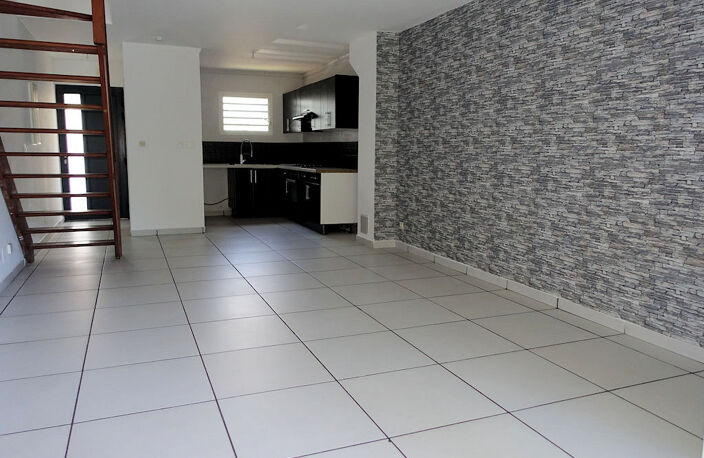 Maison T3 - Sainte Clotilde — photo 3