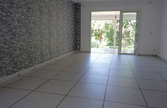Maison T3 - Sainte Clotilde — photo 4