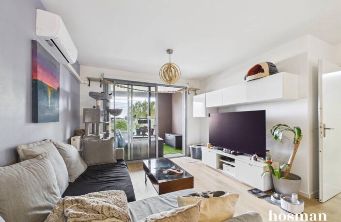3 pièces de 67 m² avec loggia et parking (En sus) - Cours Louis Fargue, Bordeaux — photo 3