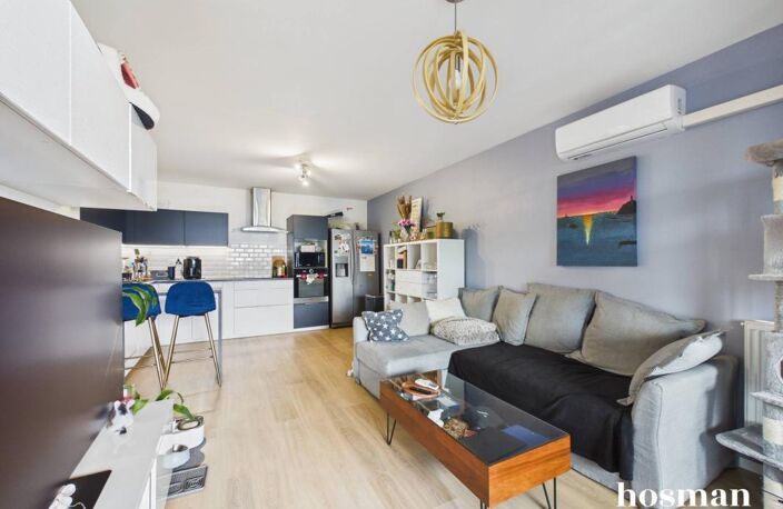 3 pièces de 67 m² avec loggia et parking (En sus) - Cours Louis Fargue, Bordeaux — photo 5