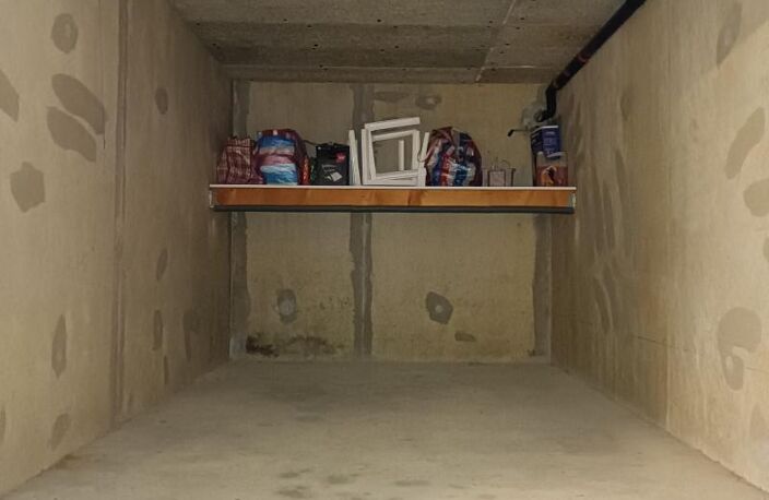 GARAGE À Vendre — photo 2
