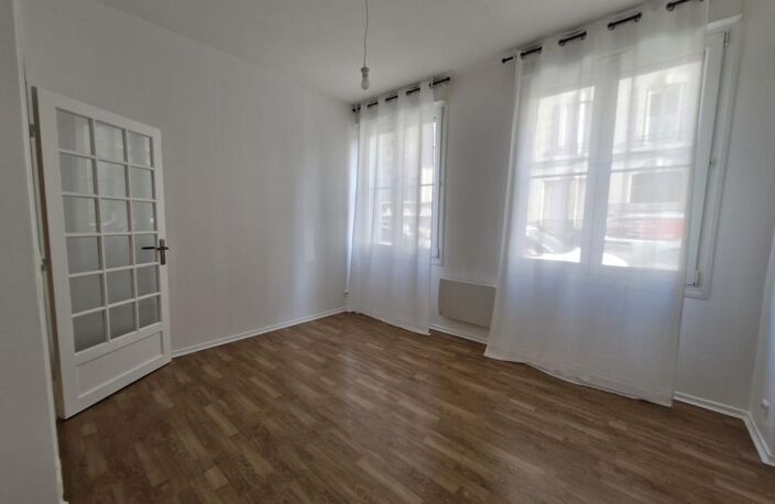 Appartement À Vendre — photo 2