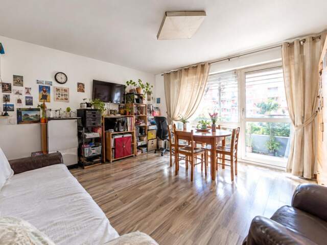Appartement Montigny Les Metz 1 pièce 27 m2 avec balcon — photo du bien