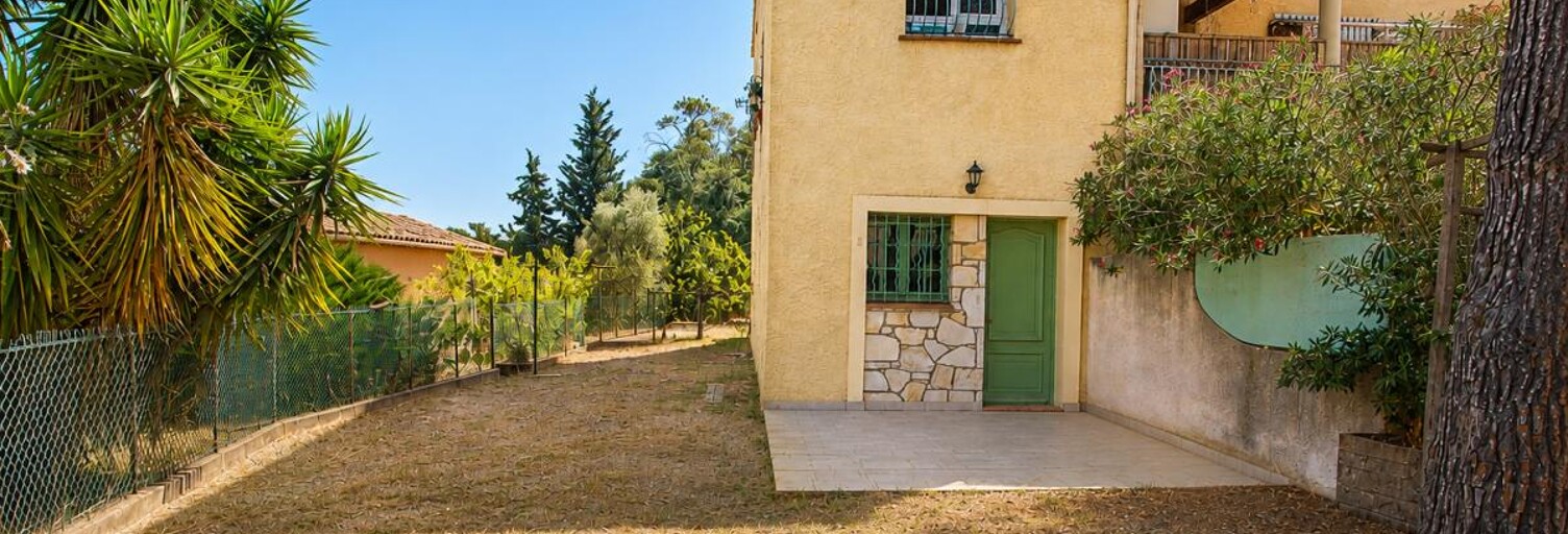Immeuble  308 m² à vendre à Saint-Raphaël (83700)