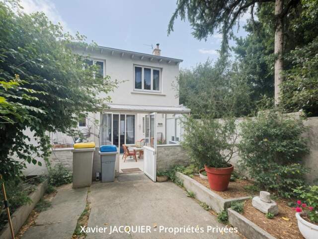 Maison - 3 pièces - 88 m² - Contrie — photo du bien