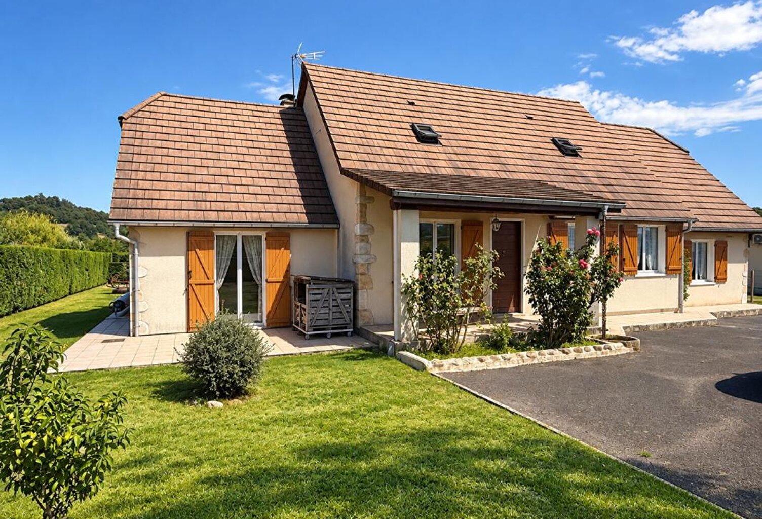 Maison Garlin 7 pièce(s) 187 m2 — photo 1
