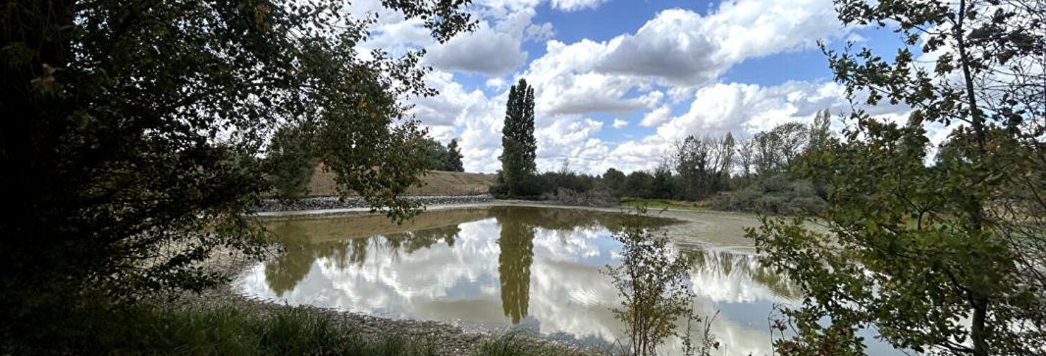 property.type.service 1 Pièce 75421 m² à vendre à Jouet-sur-l'Aubois (18320)