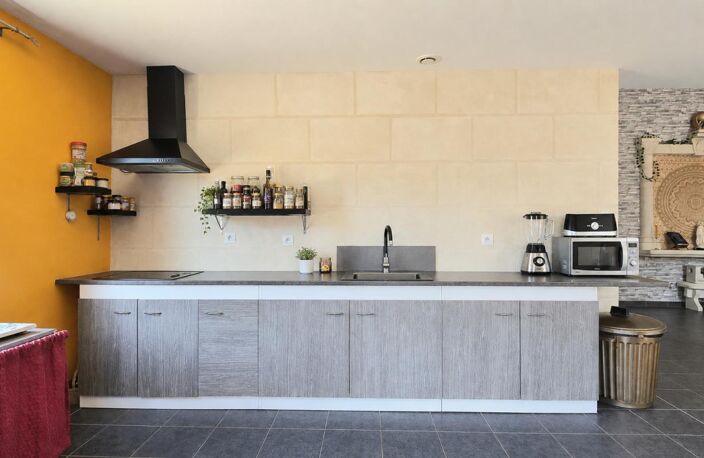 Maison Distre 6 pièce(s) 140 m2 — photo 3