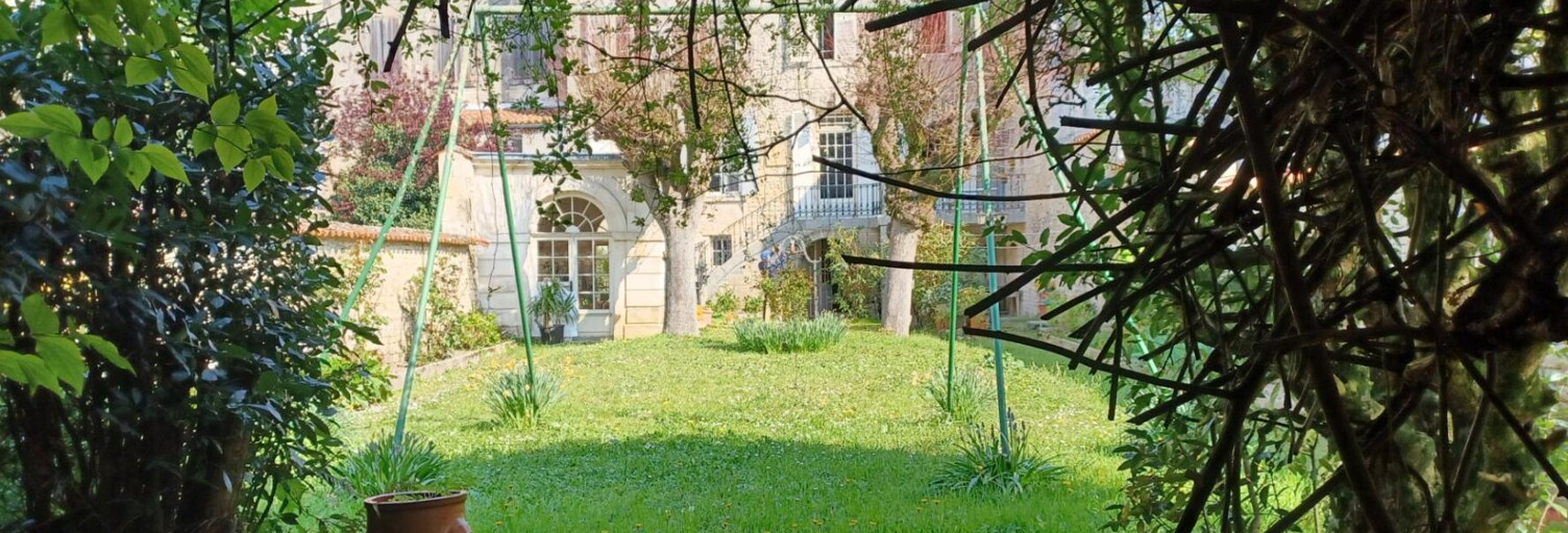 Maison 14 Pièces 336 m² à vendre à Fontenay-le-Comte (85200)
