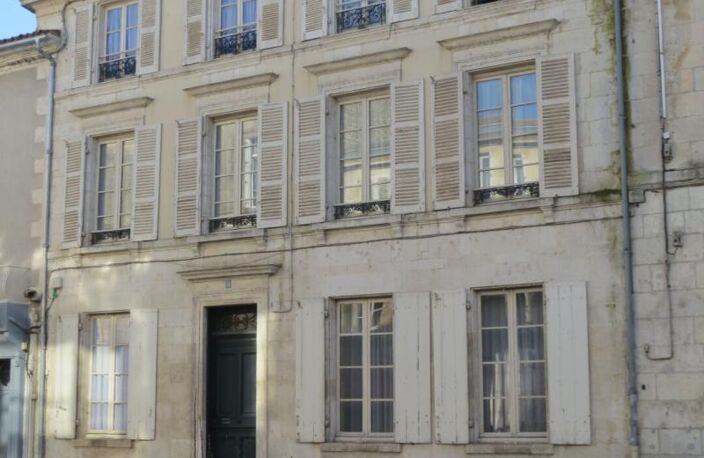 Grande bourgeoise en hyper centre — photo 2