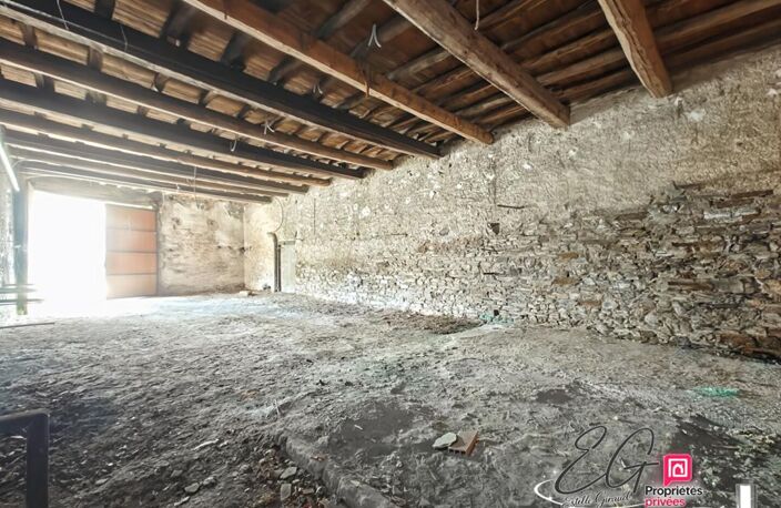 GARAGE - ATELIER DE 132 m² - ACCÈS CAMPING-CAR, CAMION OU UTILITAIRE — photo 5