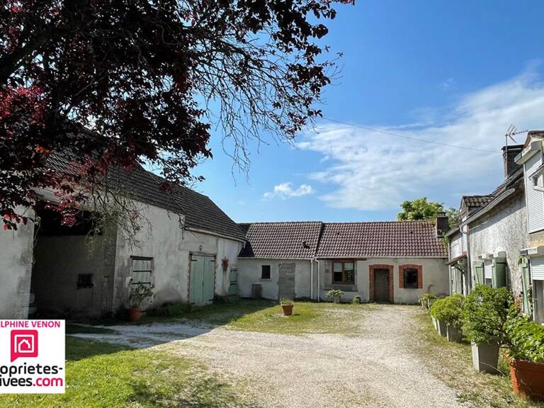 Corps de ferme avec beaucoup de potentiel et 2 habitations sur 7120 m² à Saint Martin D Abbat — photo 1
