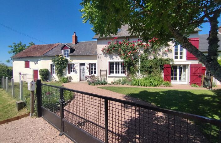 À vendre à Alluy (58) : maison de caractère avec gîte — photo 2