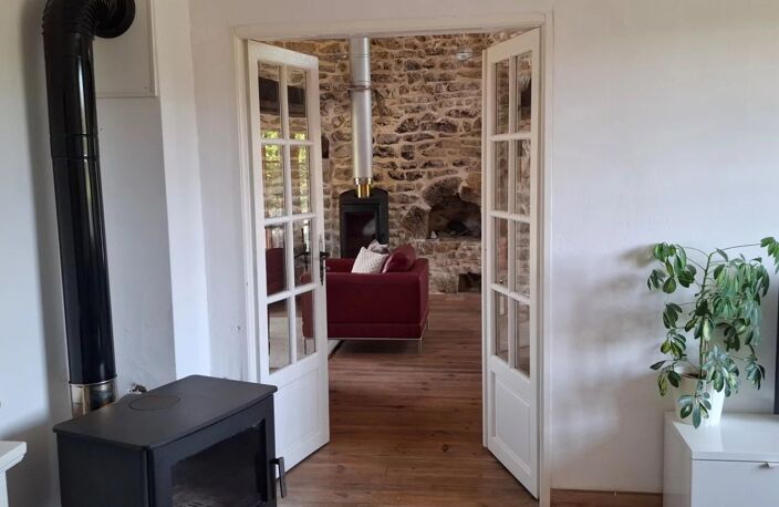 À vendre à Alluy (58) : maison de caractère avec gîte — photo 5