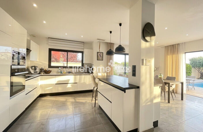 BELLE VILLA T5 DE 133 M² AVEC PISCINE — photo 3