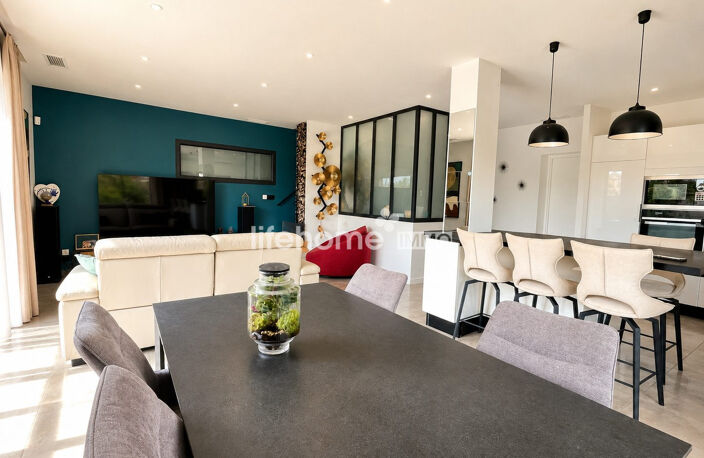 BELLE VILLA T5 DE 133 M² AVEC PISCINE — photo 5