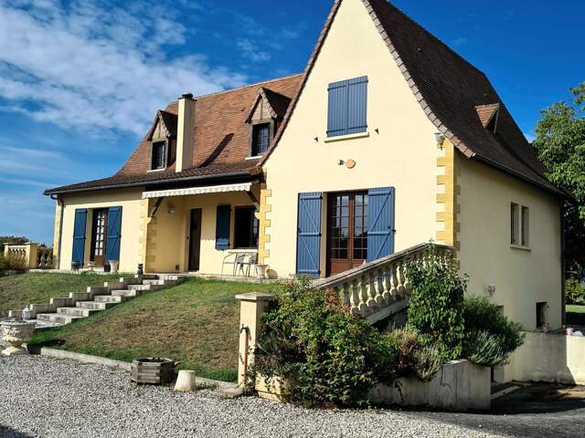 Vente Maison/villa 8 pièces — photo du bien