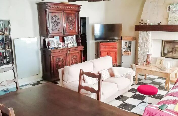 ST CHRISTOL maison de village type 5 de 130 m² avec cour et dépe — photo 4