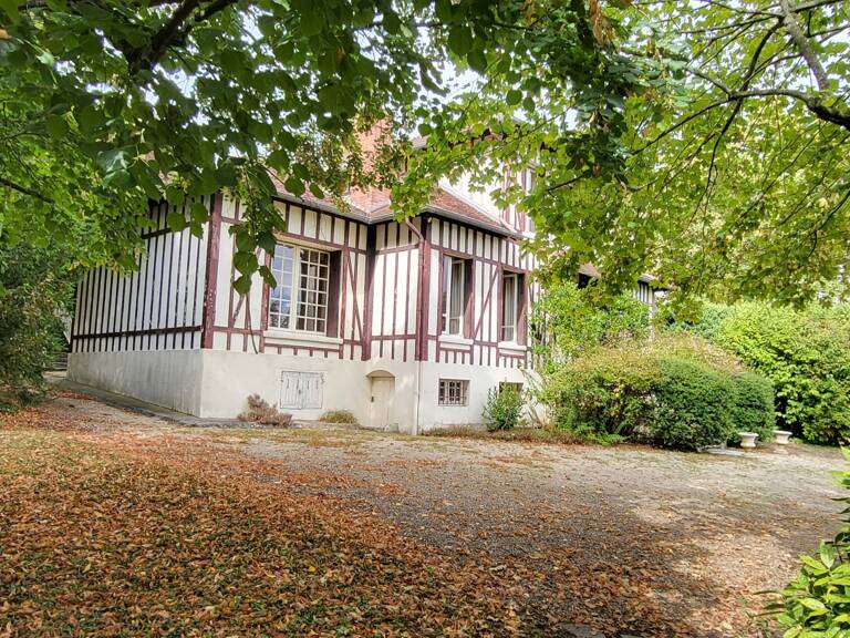 Vente Maison/villa 9 pièces — photo 1