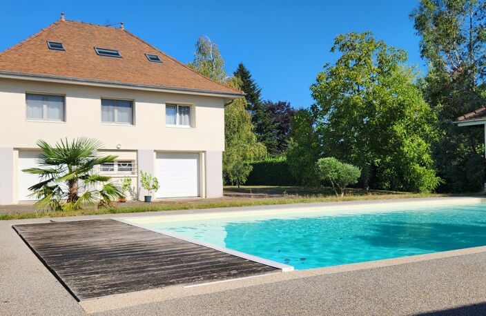 Vente Maison traditionnelle 7 pièces — photo 2