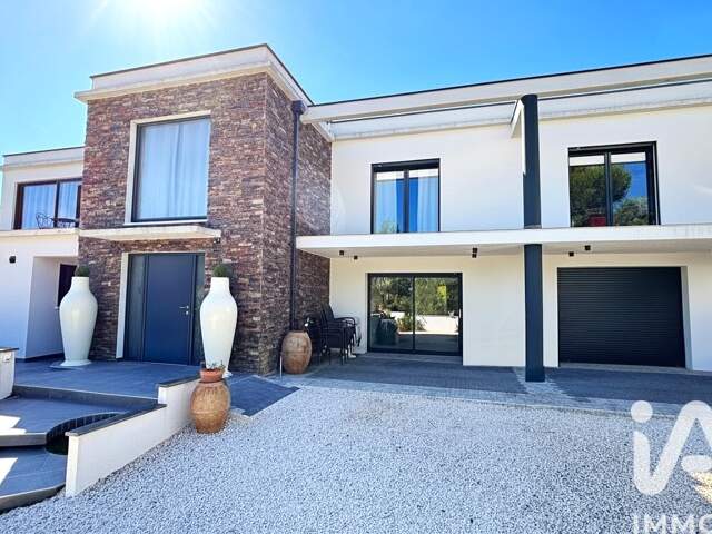 Vente Maison/villa 9 pièces — photo du bien