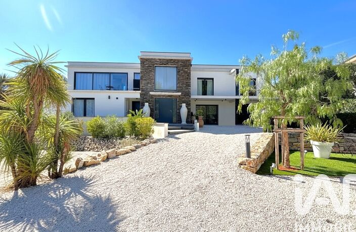 Vente Maison/villa 9 pièces — photo 3