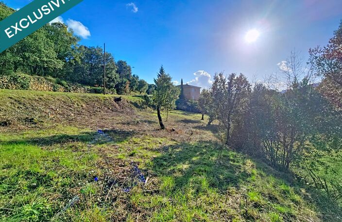 Terrain constructible dans un environnement privilégié  Hameau de La Bourbouille, commune de Taussac-la-Billière — photo 2