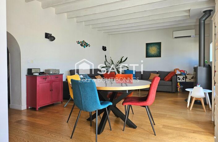 Maison de caractère  165 m²  5 chambres  Piscine  Commerces à pied — photo 2