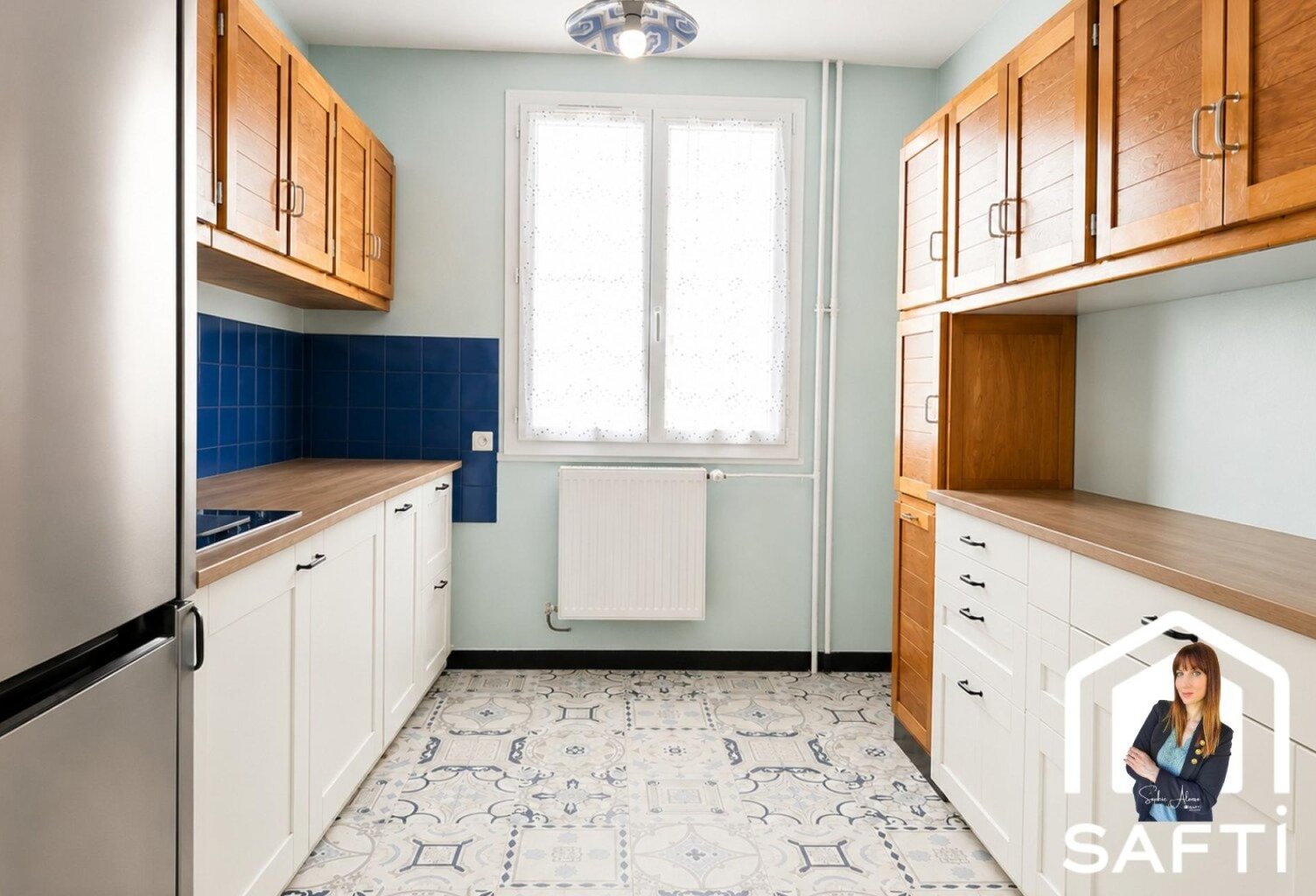 Appartement T3 lumineux avec balcon  70 m²  Parking privé — photo 1