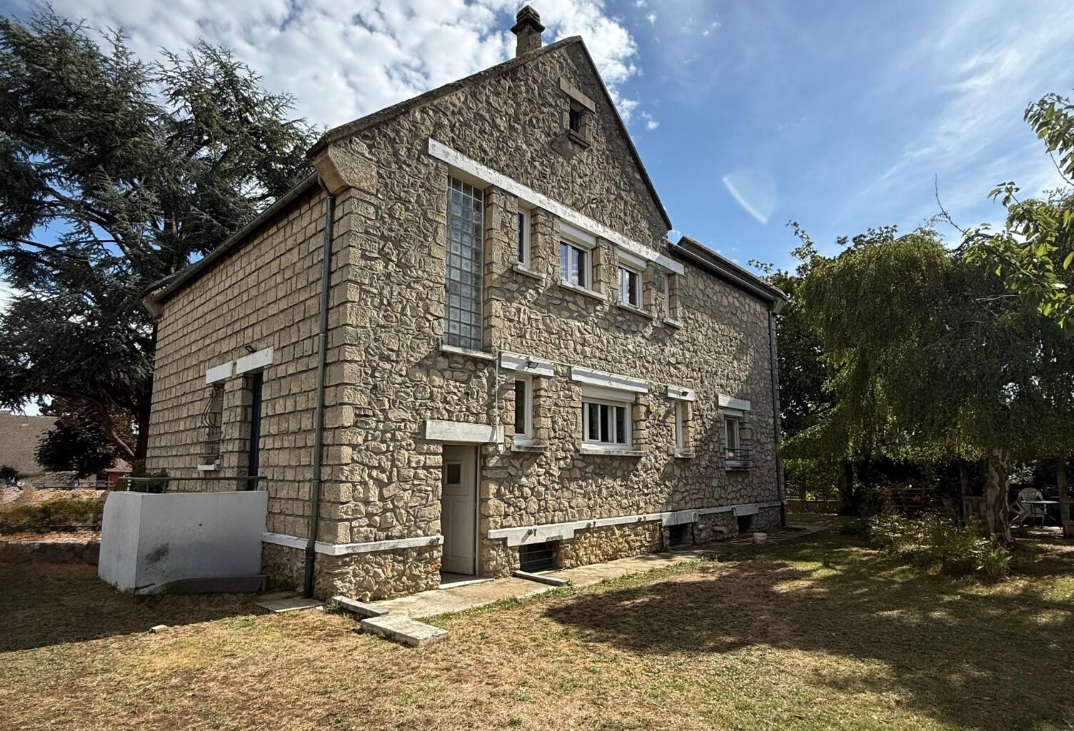 Gaillon  Maison de maître — photo 1
