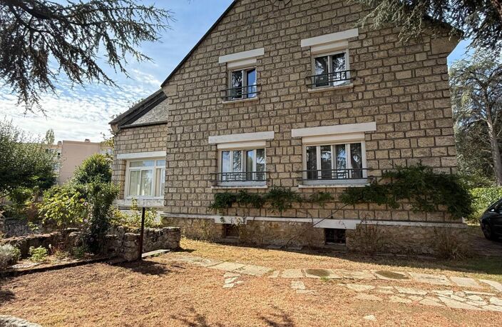 Gaillon  Maison de maître — photo 2