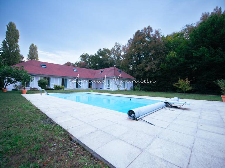 Grande maison familiale au calme avec piscine — photo 1