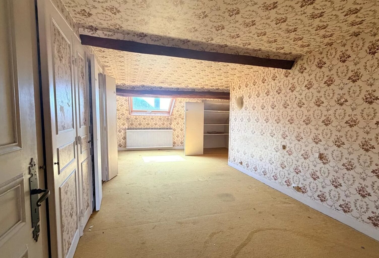 Maison bourgeoise de 238 m² avec espace professionnel et terrain clos — photo 1