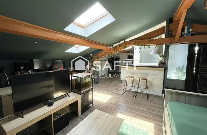 Bel appartement en centre ville, avec cave et jardin. — photo 2