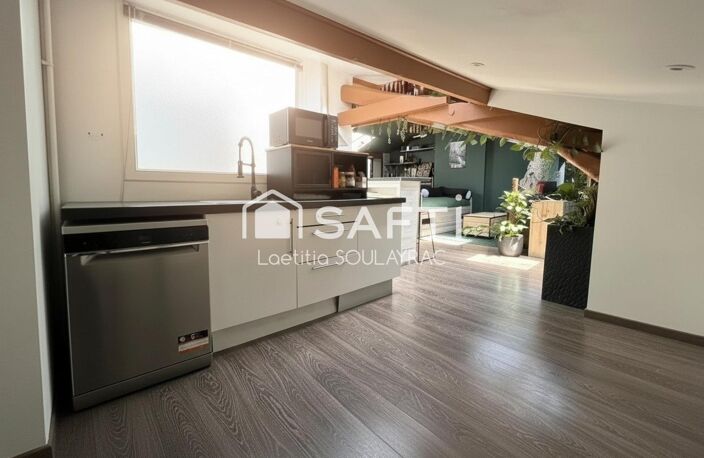 Bel appartement en centre ville, avec cave et jardin. — photo 4