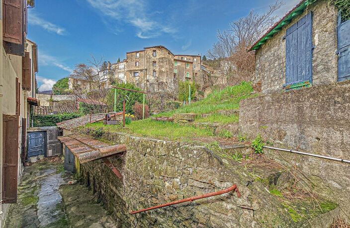 Superbe maison de maître à fort potentiel au cœur de Graissessac ! — photo 3