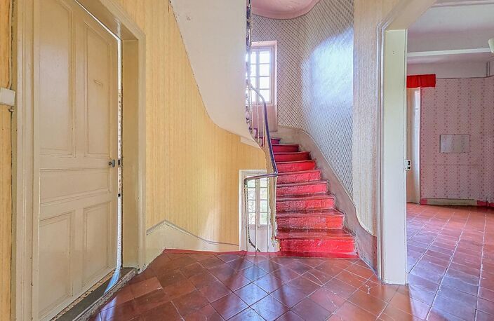 Superbe maison de maître à fort potentiel au cœur de Graissessac ! — photo 5