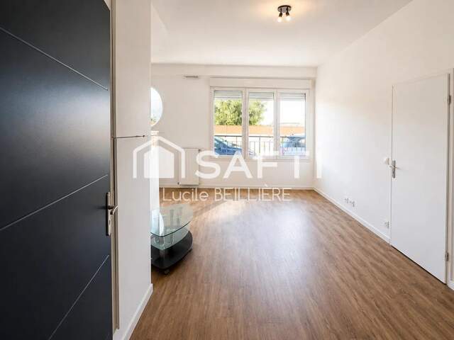Au Blanc Mesnil 93150 appartement de 40m2, 2 pièces,1 chambre, une place de parking intérieur — photo du bien
