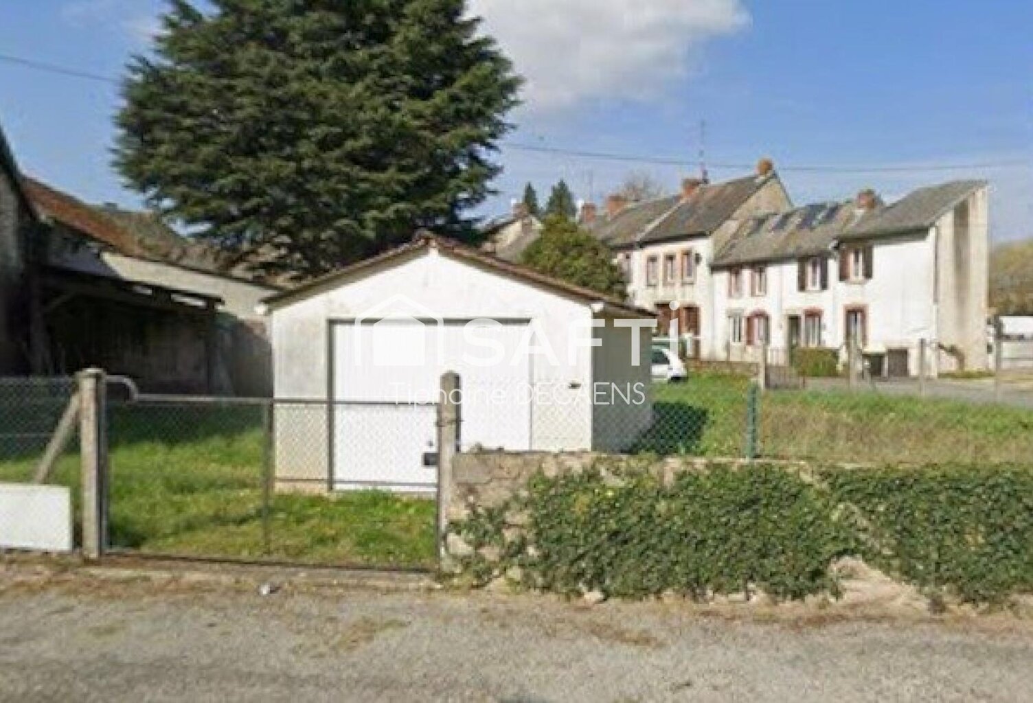 Garage 20m2 sur terrain constructible cloturé de 314m2 — photo 1