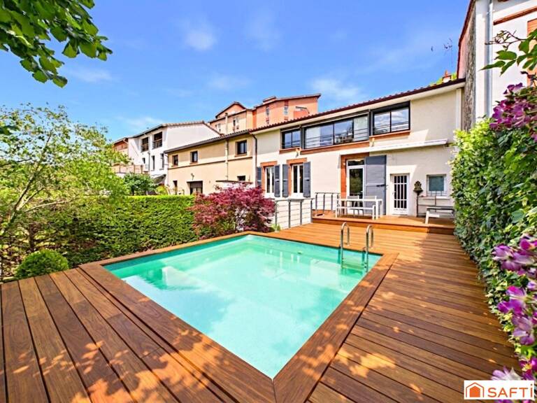 Magnifique Maison de Ville T5 avec Piscine et Garage!!! — photo 1
