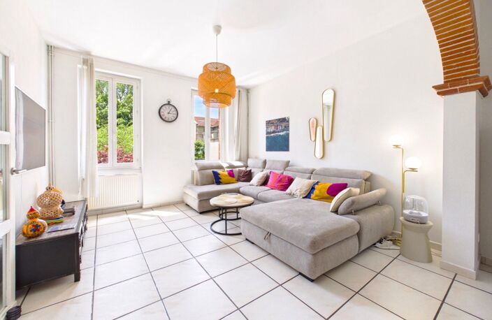 Magnifique Maison de Ville T5 avec Piscine et Garage!!! — photo 2
