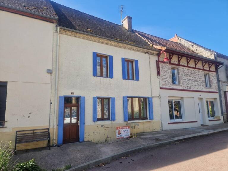 Maison de bourg. Garage et terrain non attenant — photo 1