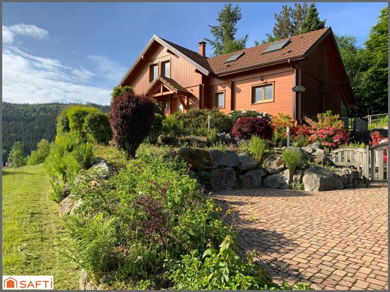 Chalet d'exception avec grand terrain paysagé de 2000 M2 ,  proximité des pistes et de la nature, emplacement rare. — photo 1