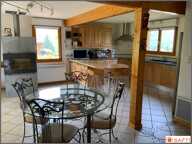 Chalet d'exception avec grand terrain paysagé de 2000 M2 ,  proximité des pistes et de la nature, emplacement rare. — photo 4