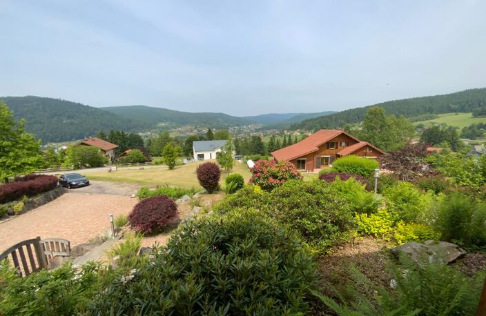 Chalet d'exception avec grand terrain paysagé de 2000 M2 ,  proximité des pistes et de la nature, emplacement rare. — photo 5