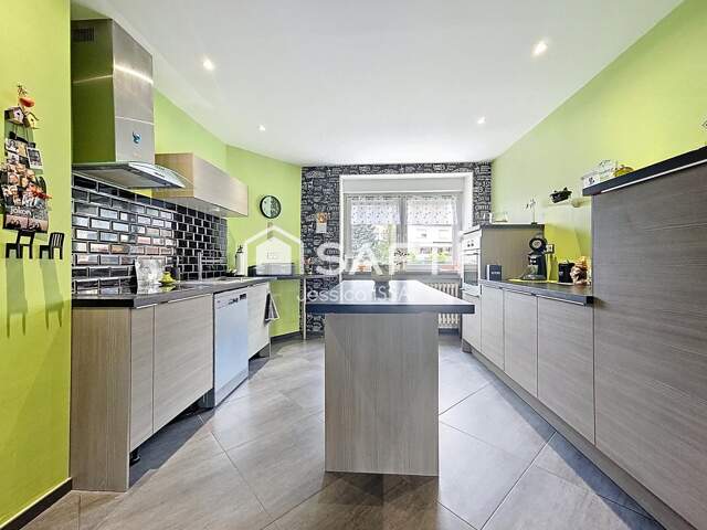 Maison familiale de 110m2 dans une rue au calme — photo du bien